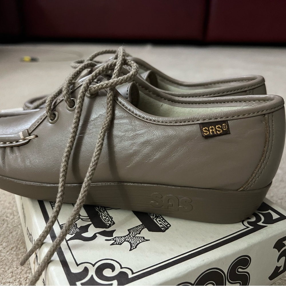 SAS Shoes - Picture 2 of 2